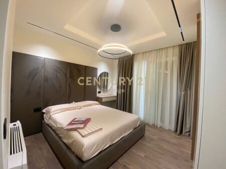 APARTAMENT LUKSOZ 2+1+2 ME QIRA LIQENIT TE THATE, TIRANE!