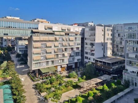 Business unit for sale at Kika