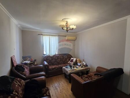 Apartament - Për Shitje - Bulevardi Zogu I, Tiranë(ID: 530411012-242)