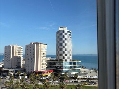 Jepet apartament me qera 1+1