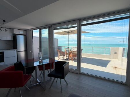 Modern 2+1 Apartment with Sea View – For Rent on the Beach, Durres