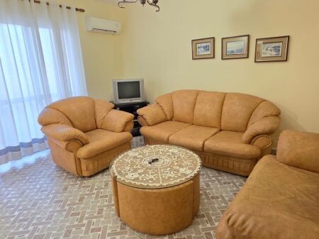 Apartment 3+1 for rent at Bulevardi Zogu i Pare, Hamit Shijaku Street, near Gazeta Celsi!