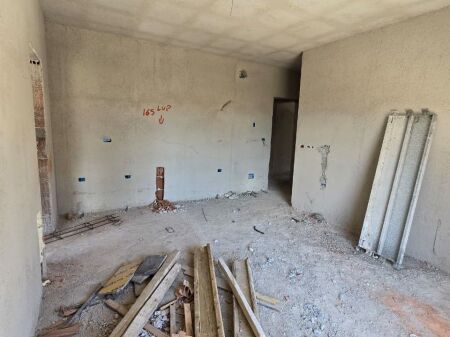 📌 Shitet Apartament 1+1 tek Tirana Entry