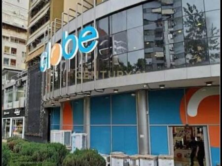 Shop for sale near Globe, former park