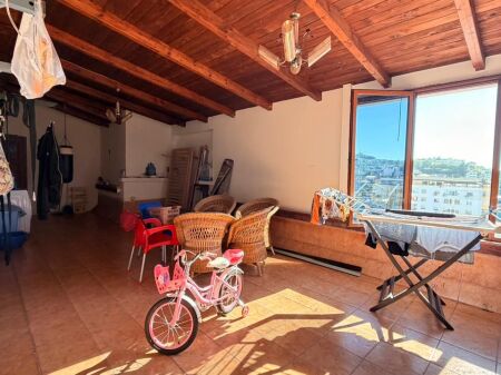 🏡 Papafingo 3+1+2 për Shitje – Pranë Corner, Durrës