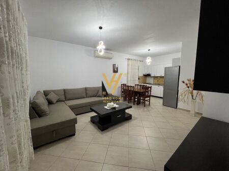 JEPET APARTAMENT 2+1+2 ME QERA NE MISTO MAME 50.000 LEKE