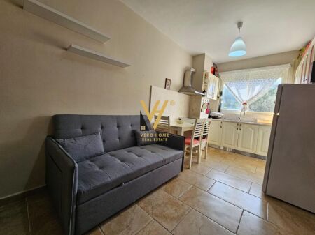JEPET APARTAMENT 1+1+BLK ME QIRA TE RRUGA PETI 420 EURO