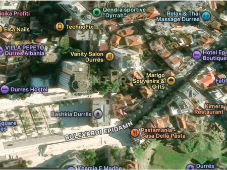 FOR RENT 75M2 PREMISES ON THE MAIN ROAD NEAR THE MUNICIPALITY IN THE CENTER OF DURRES !