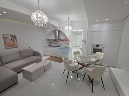 Apartament me qera – Zona Eleonora!