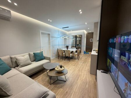 Luxury Apartament te Golden Tower