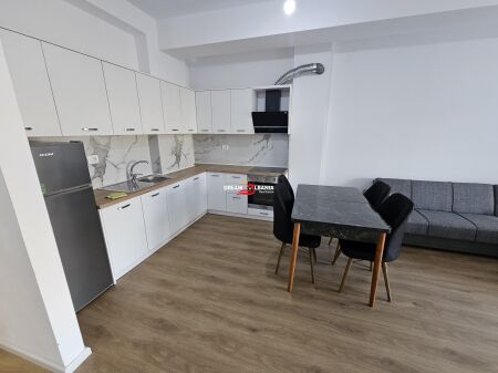 Affittasi appartamento 1+1 a Ali Demi, Residenza Kadiu (ID 42111604)