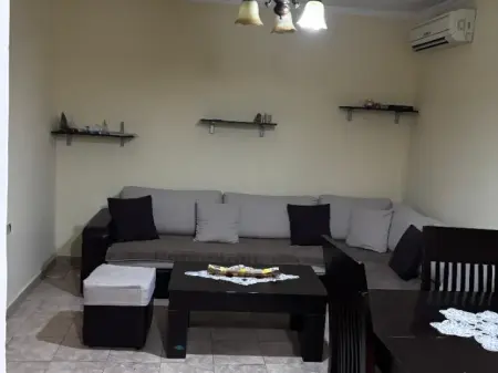 Rent | Apartament 2 + 1 | Rruga Bajo Topulli | 450 €/month