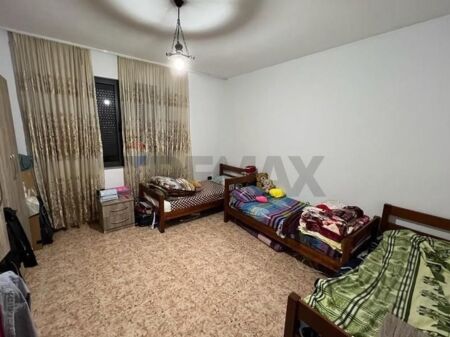 Shitet Apartament 2+1+2+P,Shkolla Mihal Grameno