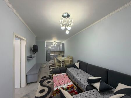 Shitet apartament 1+1 pranë Rrotës së Kuqe Plazh, Durres