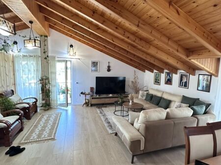 FOR RENT THIRD FLOOR OF A PRIVATE VILLA IN 4 FLLAKA STREETS, DURRES 9F9V+JGR Durres, Albania