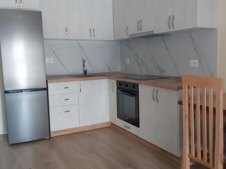 🏡 Jepet me qira apartament 1+1  📍  Xhamllik
