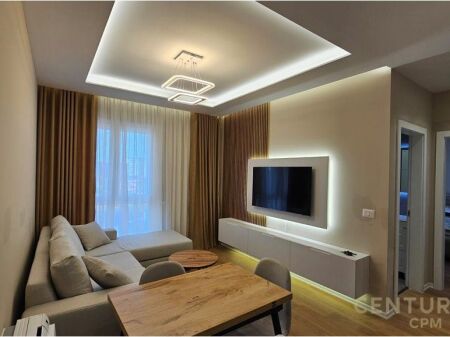 Super Apartament 1+1 me qira prane Bulevardit te Ri!