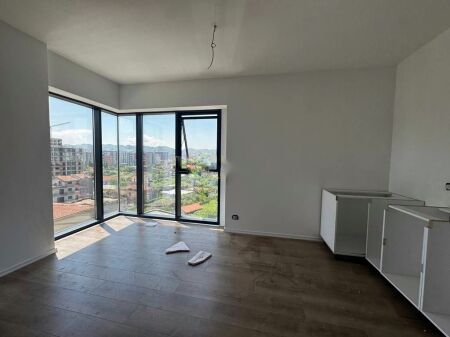 VENDIAMO APPARTAMENTO 1+1 PRESSO L'EX CAMPO DELL'AVIAZIONE! 162,687 €