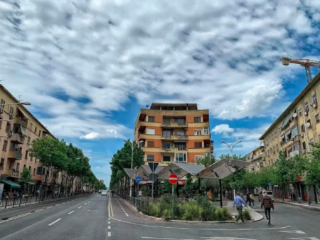 QENDER (Kafe Flora) - Rent 1+1 Space for OFFICE