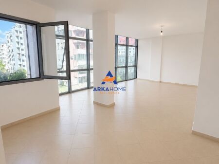 SHITET APARTAMENT 1+1+BALLKON "21 DHJETORI" 320000 EURO
