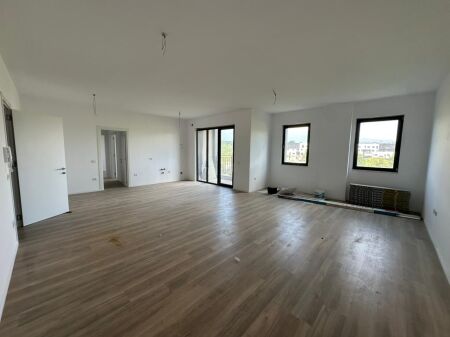 2+1 apartment for sale at the Dry Lake.