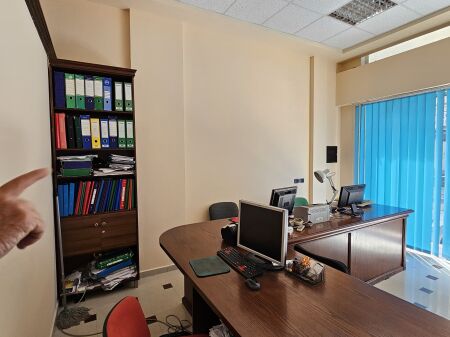 🏢 Office space for rent
