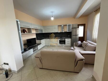 Rent, Private Entrance, 2+1+balcony, Kodra e Priftit, 50,000 Leke/Month