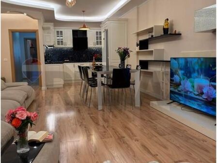 APARTAMENT 2+1+2 KOMUNA E PARISIT