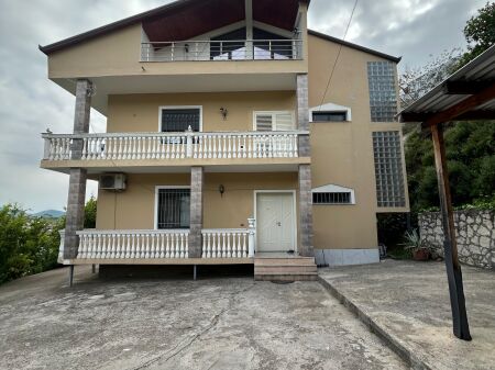 Villa for sale Shkoz Tirane
