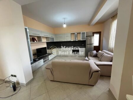 Qera | Vilë 2 + 1 | Kodra E. Priftit | 500 €/muaj