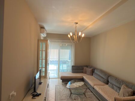 Apartament 1+1 ne shitje te golden park perballe amerikan 3