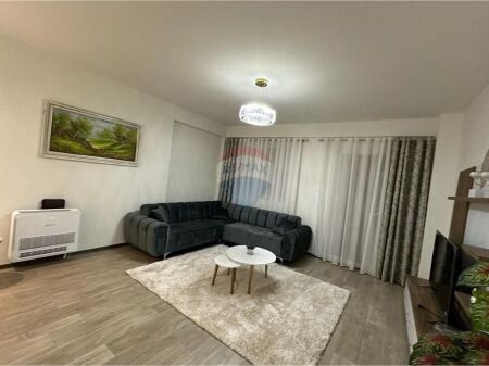 Shitet apartament 2+1 te Kompleksi FZ