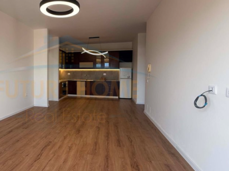 shes , Apartament 2+1+2, Unaza e Re UNA69752