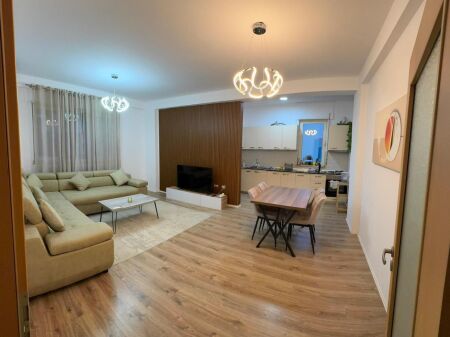 🏡 APARTAMENT 1+1 ME QIRA – TEK LIQENI I THATË