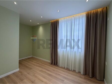 Appartamento - In Vendita - Myslym Shyri, Tirana 235.000 €