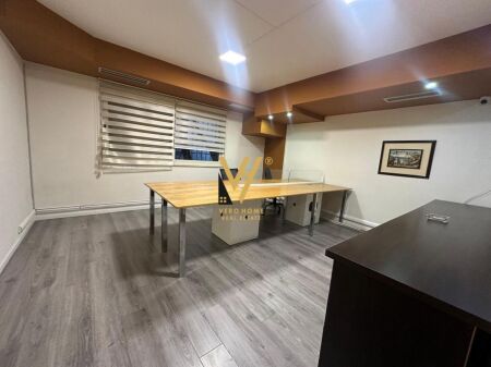 JEPET ZYRE 200 M2 ME QIRA TE SHESHI WILLSON 300.000 LEKE