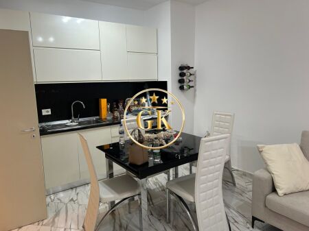 🏡 APARTAMENT ME QERA 1+1 ME BALLKON STACIONI TRENIT DURRES