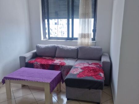Apartamentme qira perball Delijorgjit Rruga e Kavajes