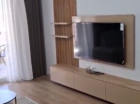 Jepet me qira 2+1+1 E88 Rruga Dritan Hoxha 700€