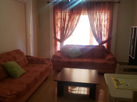 Jepet me qira 1+1 Laprake 450€