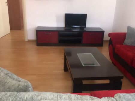 Rent | Apartament 3 + 1 | Rruga Maksim Artioli , qyteti Studenti | 600 €/month