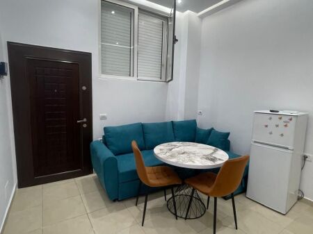 Apartament 1+1 me qera ne Tiranë, Qytet Studenti