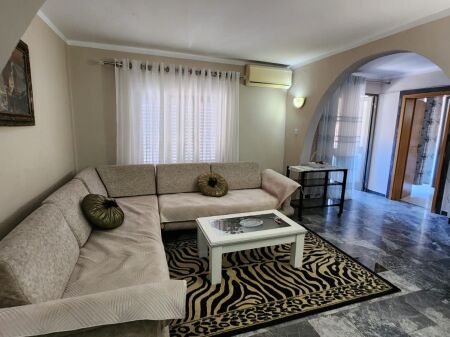 2+1 Apartment for rent – Fortuzi Street - 5 minutes away from the center of Tirana !