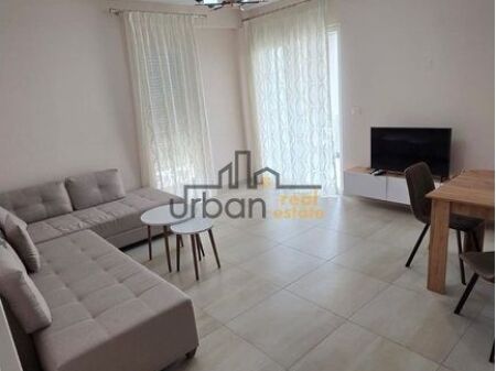 Affitto, Appartamento 3+1+ Posto Auto, Ali Demi, Tirana - 55.000 Leke | 100 m²