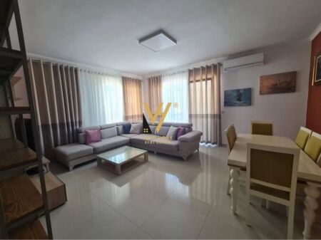 JEPET APARTAMENT 3+1+2+BLK ME QERA TE KOPSHTI BOTANIK 80.000 LEKE