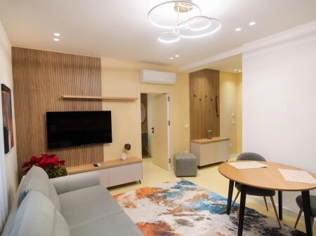 Super 1+1 apartment in the center of Tirana (near Flora cafe)