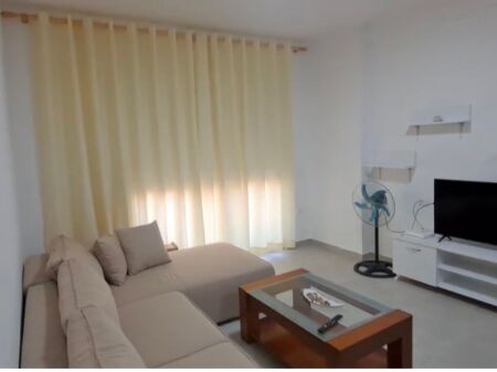 1+1,villa L2 astir,con parcheggio,450 euro