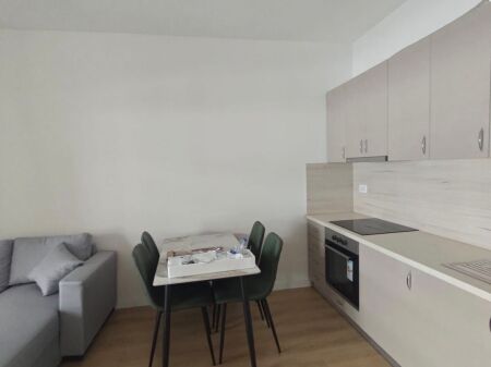 Jepet me Qera Apartament 1+1