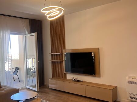 Affittasi 2+1+1 COMPLESSO AURA Via Dritan Hoxha 750€