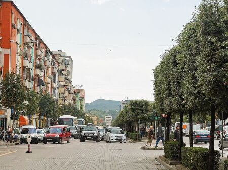 🏙️Dyqan Premium në Shitje te Bulevardi Zogu I, Tiranë📍